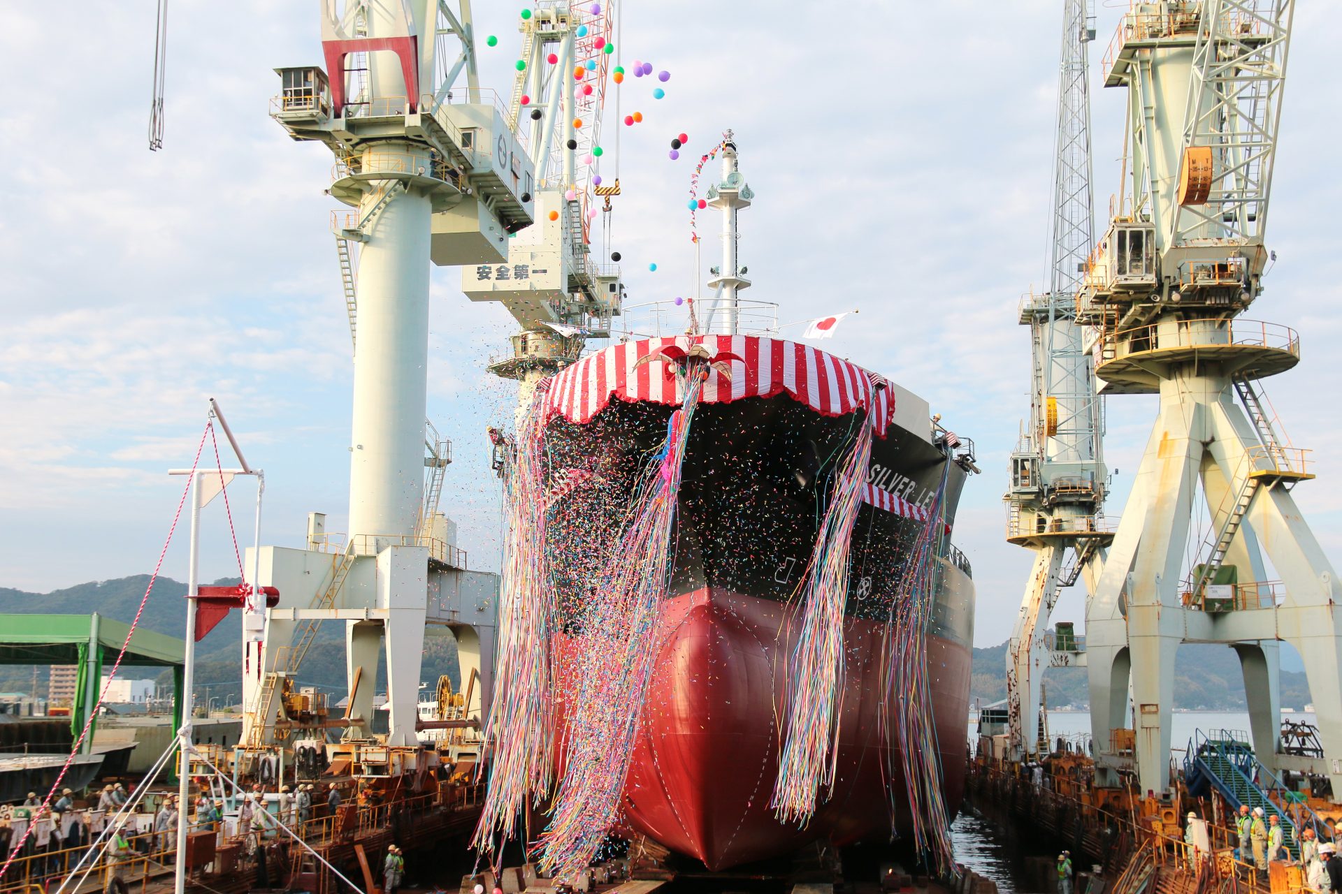 進水式情報、更新しました 株式会社 臼杵造船所 Usuki Shipyard (Japan)